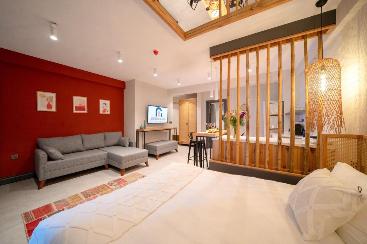 Reddoors Suites Sea View 페티예 외부 사진