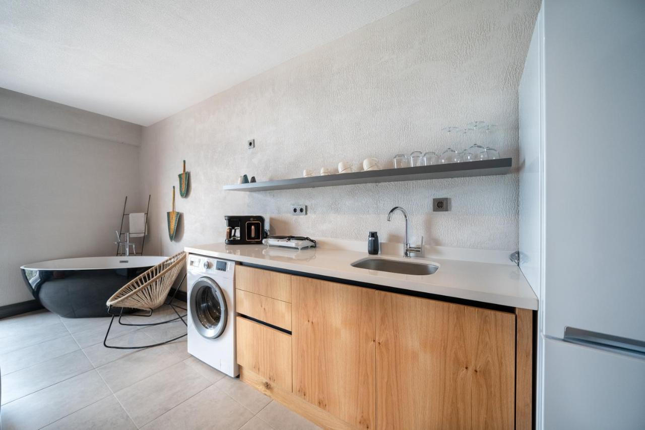 Reddoors Suites Sea View 페티예 외부 사진