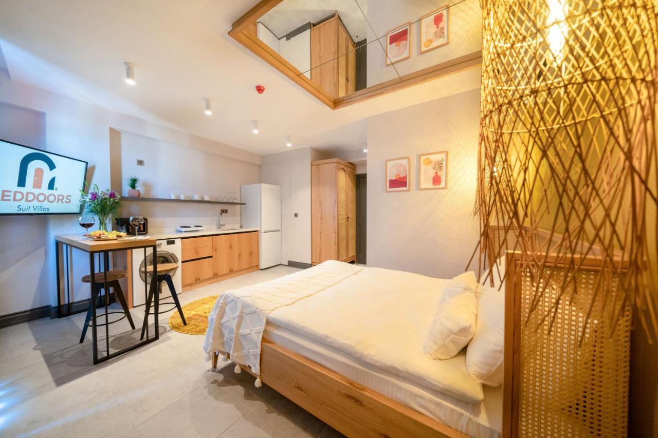 Reddoors Suites Sea View 페티예 외부 사진